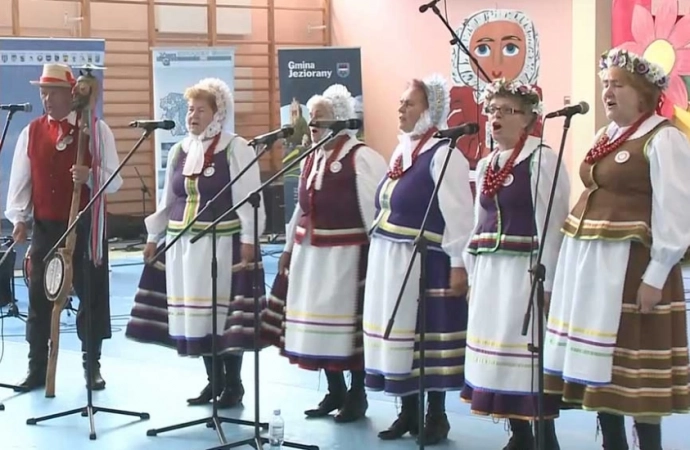 BRZMIENIE FOLKLORU 