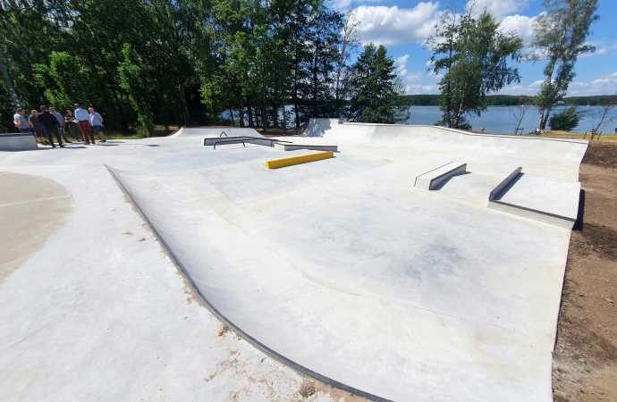 {Zakończyły się odbiory nowej części skateparku w pobliżu Plaży Miejskiej w Olsztynie.}