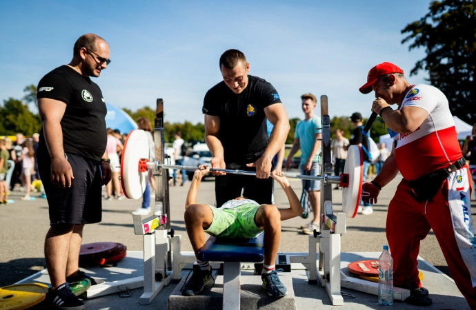 To szansa na bezpłatne treningi i spotkania ze sportowcami.